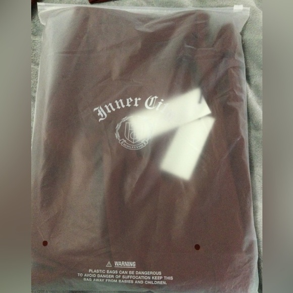 Honor the Gift HTG Prep Maroon Men’s Short - Picture 8 of 9